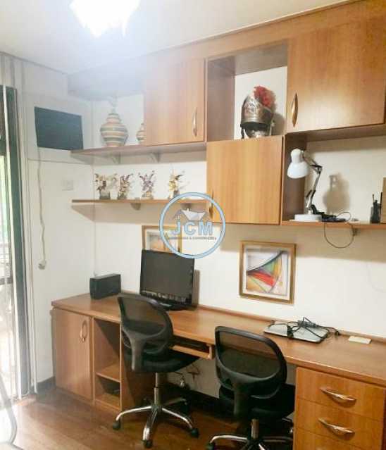 Apartamento à venda com 3 quartos, 130m² - Foto 5