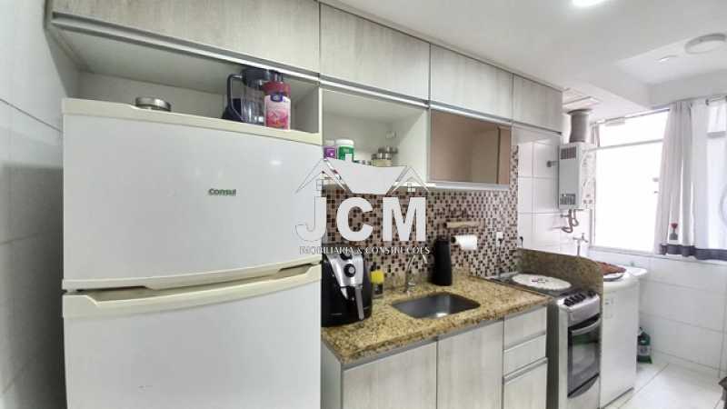 Apartamento à venda com 2 quartos, 49m² - Foto 20