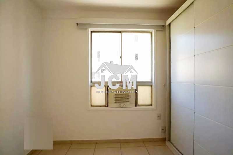 Apartamento à venda com 3 quartos, 70m² - Foto 4