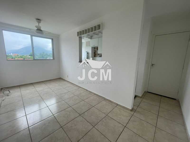 Apartamento à venda com 2 quartos, 44m² - Foto 2