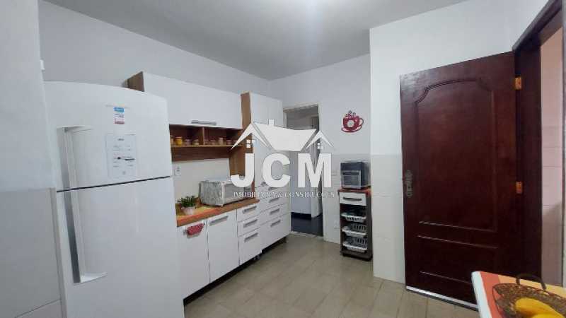 Apartamento à venda com 2 quartos, 63m² - Foto 13