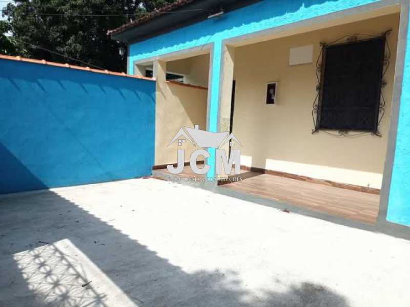 Casa à venda com 2 quartos, 70m² - Foto 2