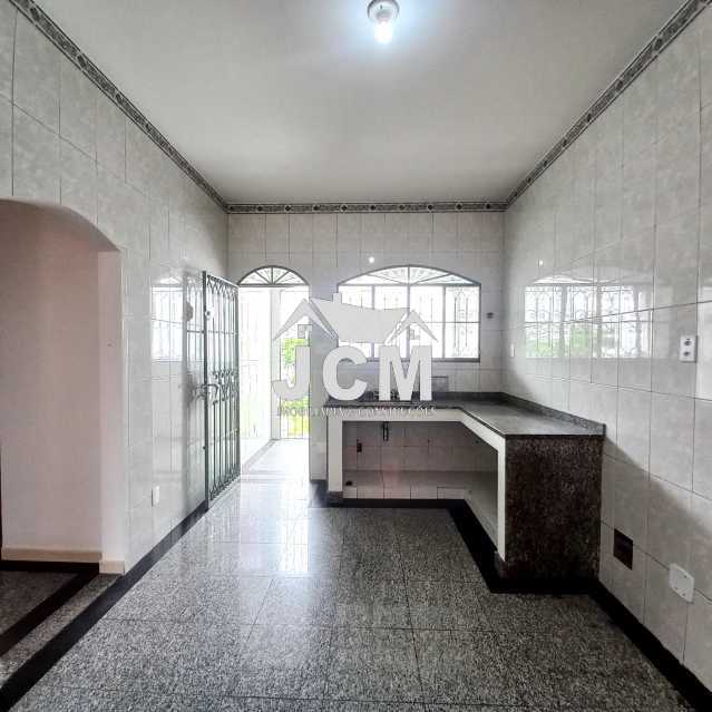 Casa à venda com 3 quartos, 247m² - Foto 18