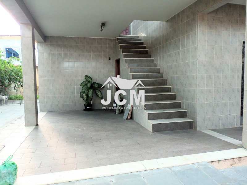 Casa à venda com 4 quartos, 230m² - Foto 6