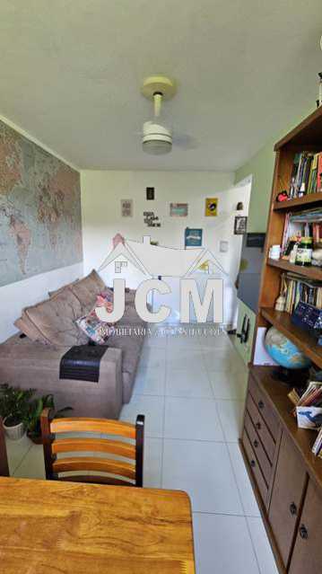 Apartamento à venda com 2 quartos, 49m² - Foto 3