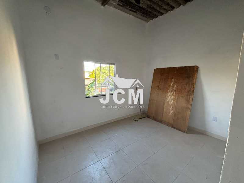 Casa à venda com 2 quartos, 65m² - Foto 4