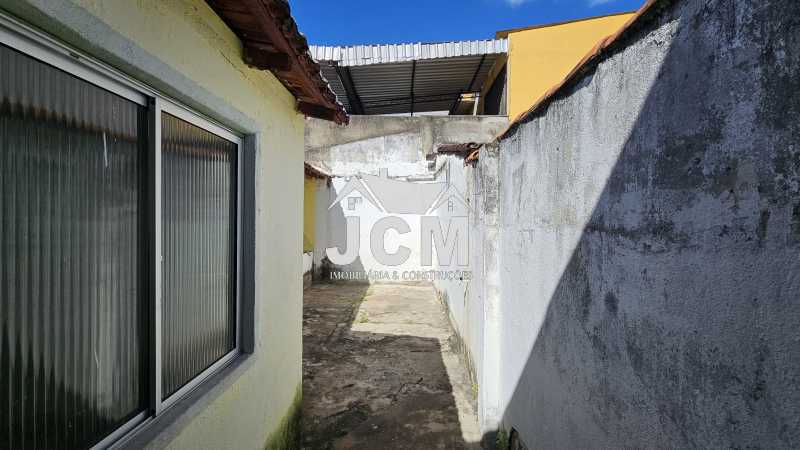 Casa de Vila à venda com 2 quartos, 70m² - Foto 4