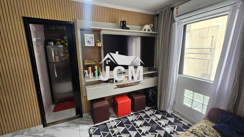 Apartamento à venda com 2 quartos, 49m² - Foto 2