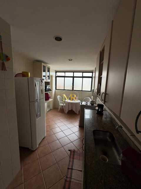 Cobertura, 4 quartos, 305 m² - Foto 25