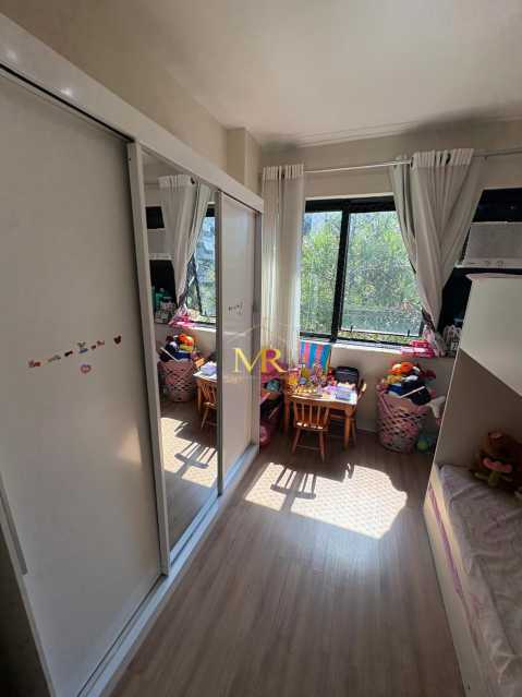 Apartamento, 3 quartos, 140 m² - Foto 12