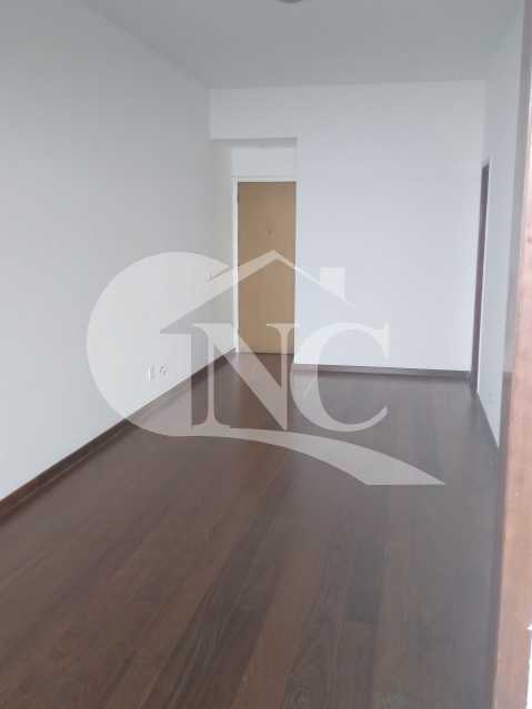 Apartamento à venda com 2 quartos, 80m² - Foto 1