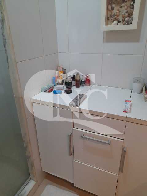 Apartamento à venda com 3 quartos, 178m² - Foto 12