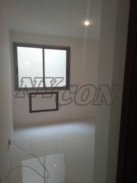 Apartamento à venda com 3 quartos, 160m² - Foto 26