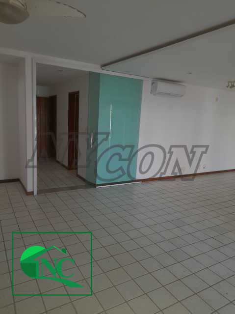 Cobertura à venda com 4 quartos, 370m² - Foto 1