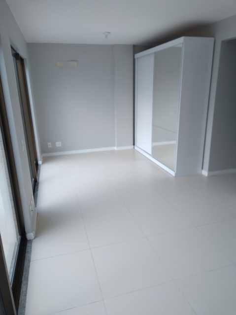 Cobertura à venda com 3 quartos, 250m² - Foto 22