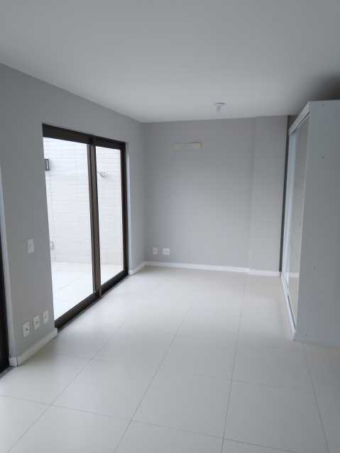 Cobertura à venda com 3 quartos, 250m² - Foto 23