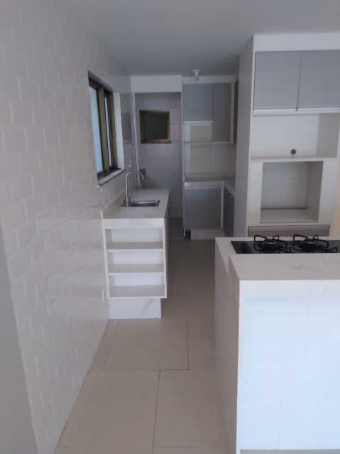 Cobertura à venda com 3 quartos, 250m² - Foto 8