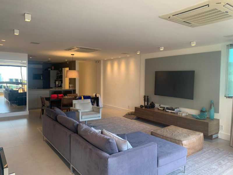 Cobertura à venda com 3 quartos, 254m² - Foto 3