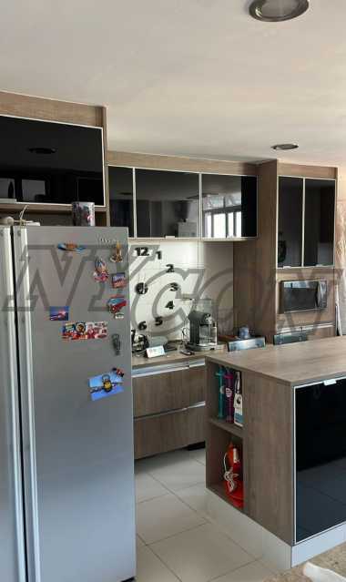 Apartamento à venda com 2 quartos, 75m² - Foto 4