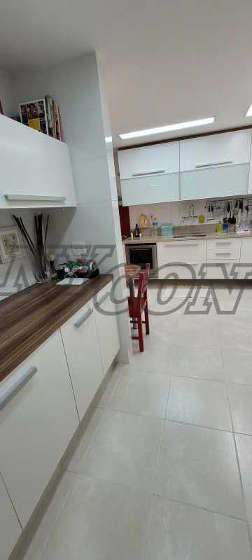 Apartamento à venda com 3 quartos, 160m² - Foto 27