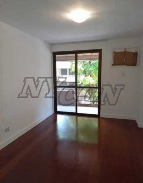 Apartamento à venda com 4 quartos, 160m² - Foto 18