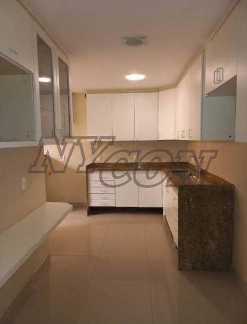 Apartamento à venda com 4 quartos, 160m² - Foto 22