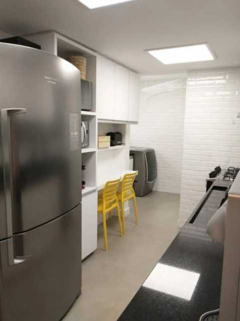 Apartamento à venda com 3 quartos, 169m² - Foto 11