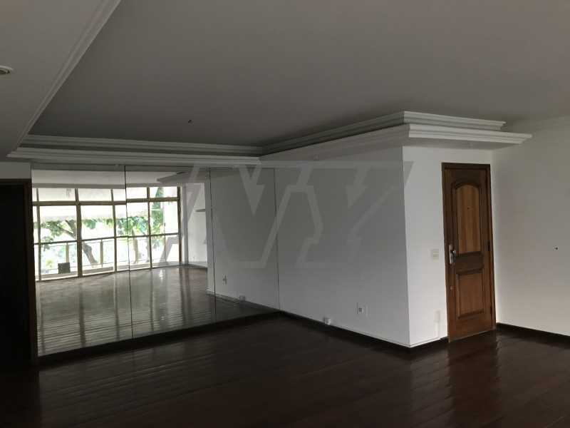 Apartamento à venda com 3 quartos, 169m² - Foto 2