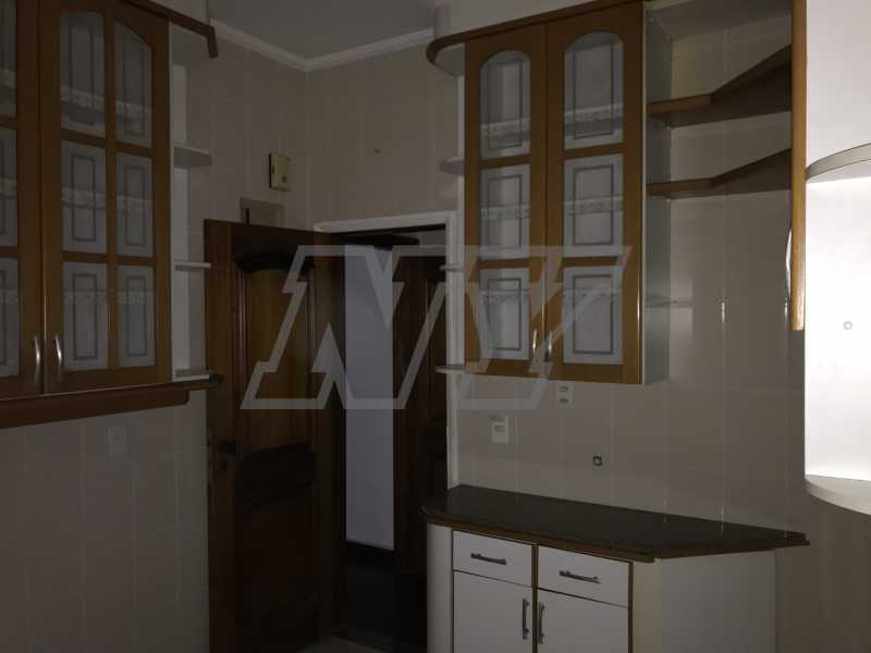 Apartamento à venda com 3 quartos, 169m² - Foto 7