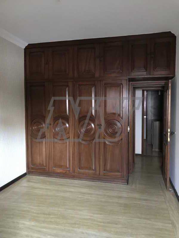 Apartamento à venda com 3 quartos, 169m² - Foto 12