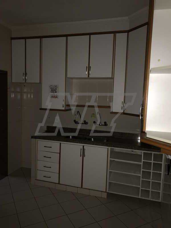 Apartamento à venda com 3 quartos, 169m² - Foto 5