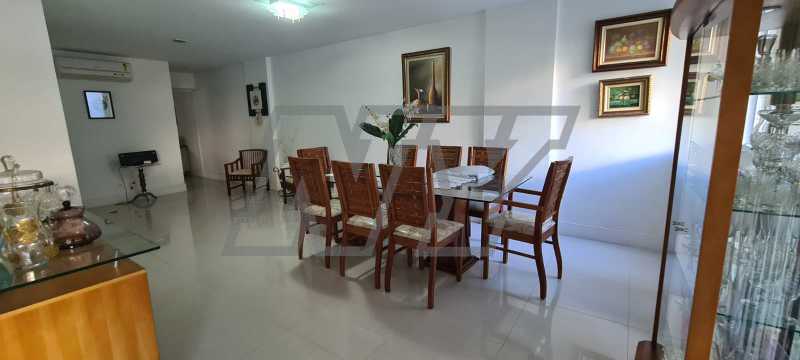 Apartamento à venda com 3 quartos, 215m² - Foto 7