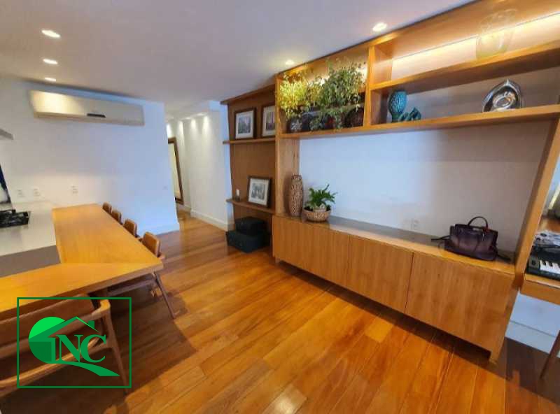 Apartamento à venda com 3 quartos, 169m² - Foto 1