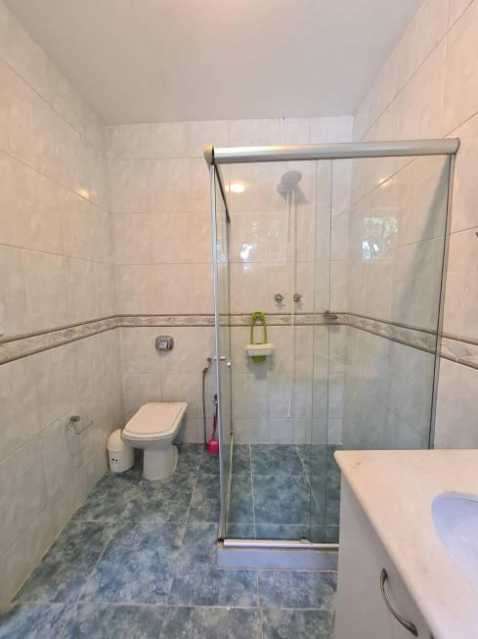 Casa de Condomínio à venda com 5 quartos, 370m² - Foto 23