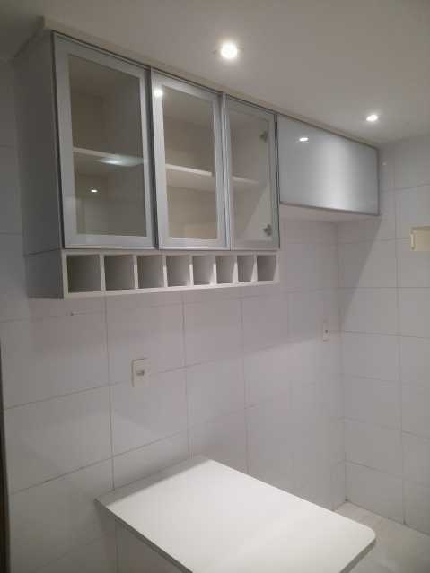 Apartamento à venda com 3 quartos, 119m² - Foto 20