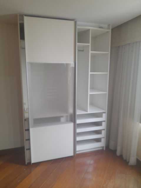 Apartamento à venda com 3 quartos, 160m² - Foto 10