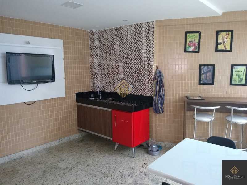 Apartamento à venda com 3 quartos, 188m² - Foto 11