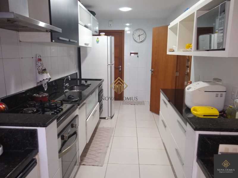 Apartamento à venda com 3 quartos, 188m² - Foto 20