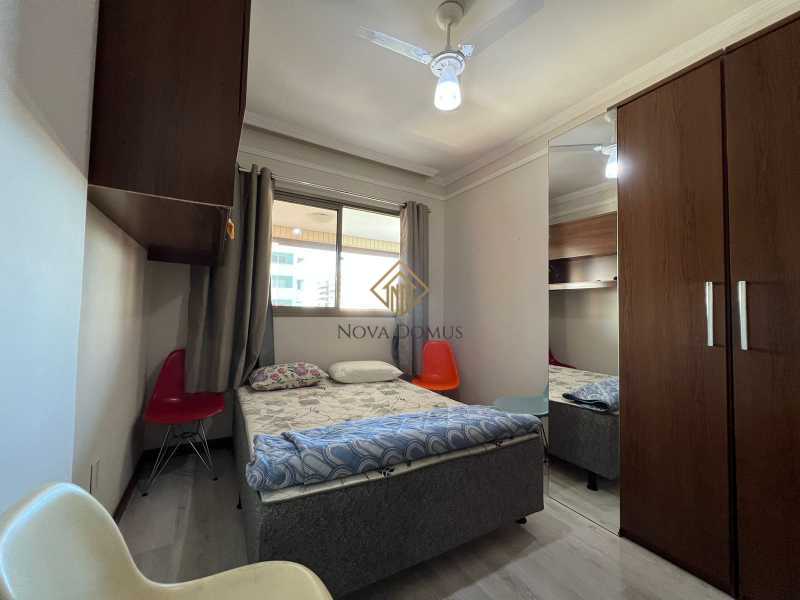 Apartamento à venda com 4 quartos, 190m² - Foto 10