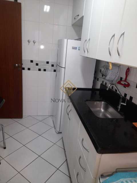 Apartamento à venda com 2 quartos, 77m² - Foto 2