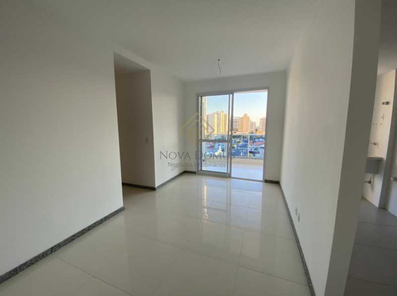 Apartamento à venda com 3 quartos, 66m² - Foto 2