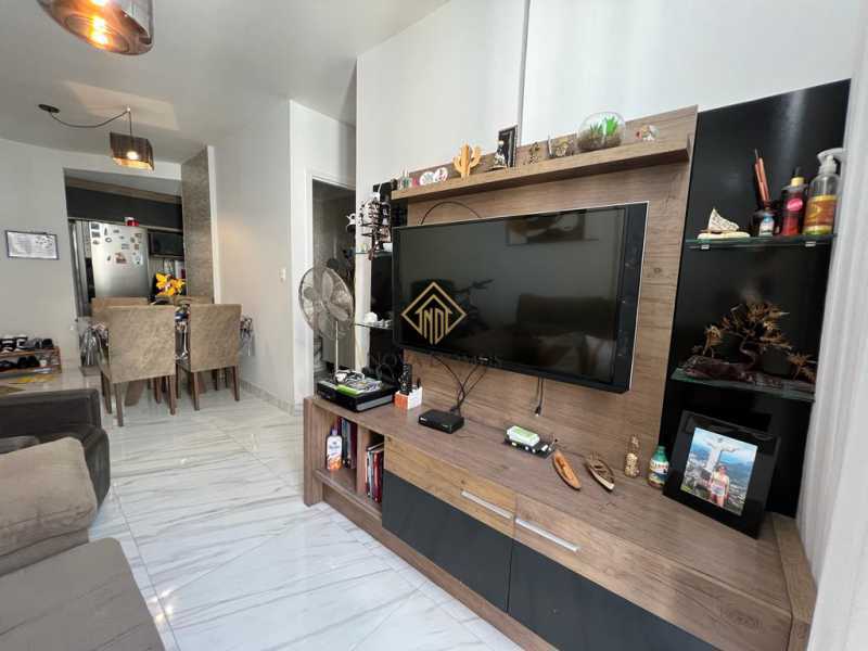 Apartamento à venda com 3 quartos, 65m² - Foto 1