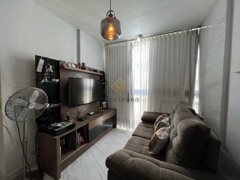 Apartamento à venda com 3 quartos, 65m² - Foto 2