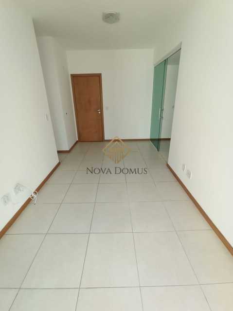 Apartamento à venda com 1 quarto, 48m² - Foto 2