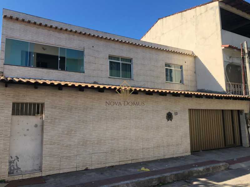 Casa à venda com 5 quartos, 281m² - Foto 1