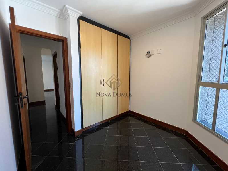 Cobertura à venda com 4 quartos, 200m² - Foto 22