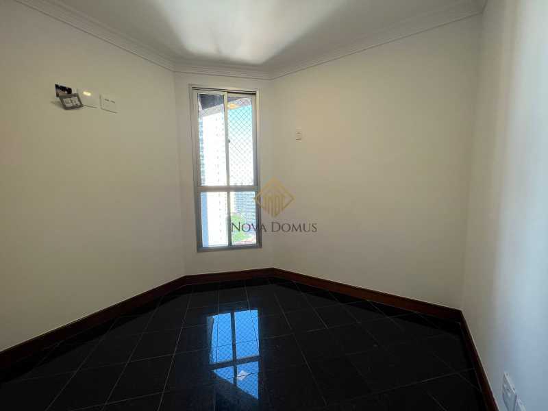 Cobertura à venda com 4 quartos, 200m² - Foto 23