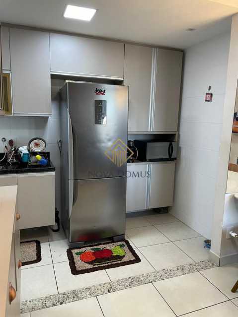 Apartamento à venda com 2 quartos, 68m² - Foto 8