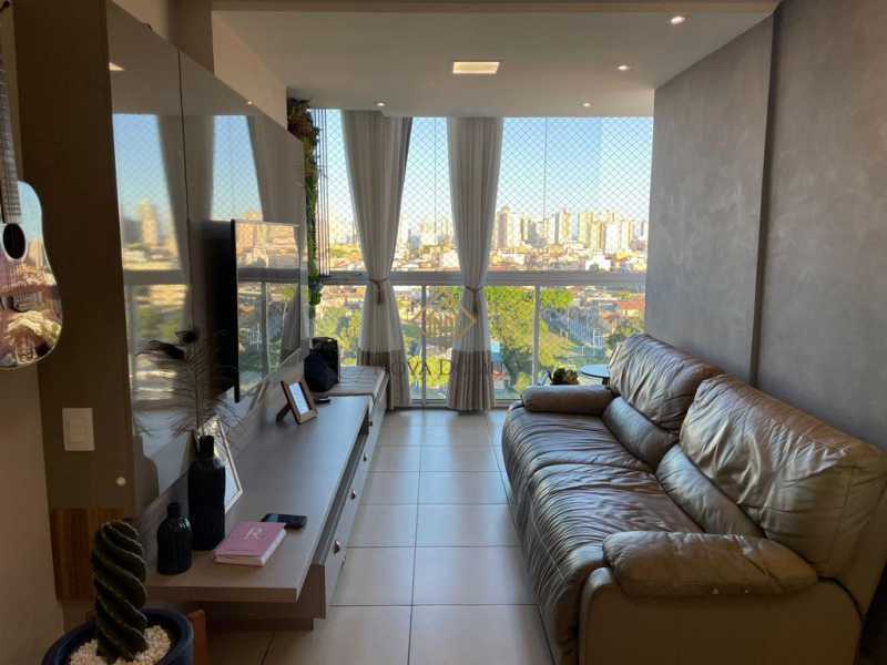 Apartamento à venda com 2 quartos, 68m² - Foto 3