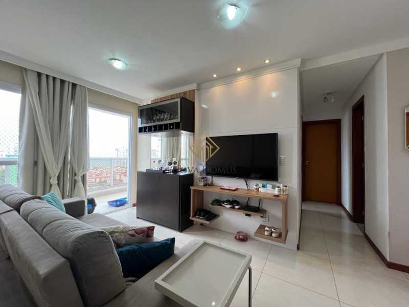 Apartamento à venda com 2 quartos, 70m² - Foto 4